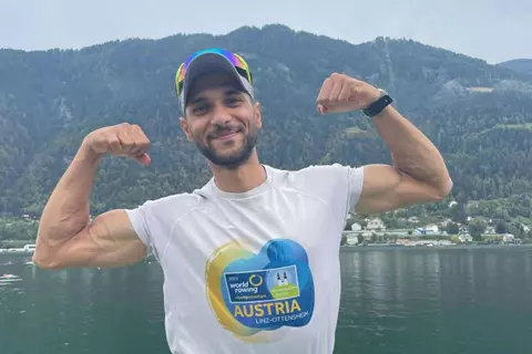 محمد علاء يحصد ذهبية بطولة فيليخ الدولية للتجديف في النمسا